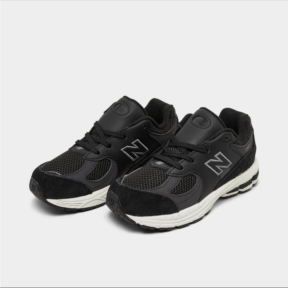 New balance 2002R Black/white Toddler Sneakers IC2002bk - SZ 7 C